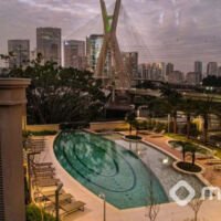 Only Cidade Jardim - Foto noturna piscina e Ponte Estaiada Only Cidade Jardim - Foto noturna piscina e Ponte Estaiada